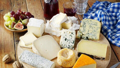 Ngày Tết, các dân tộc trên thế giới tặng nhau quà gì?