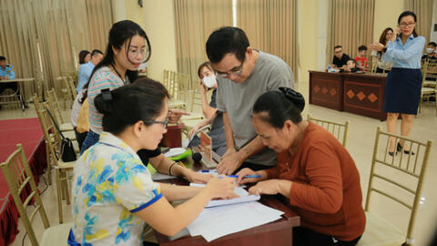 Vụ cháy chung cư mini: Cháu bé mồ côi cả cha mẹ được hỗ trợ 2 tỷ đồng, mỗi người còn sống 700 triệu