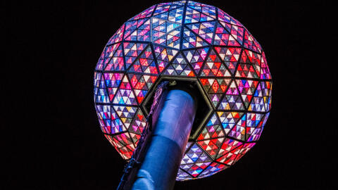 Lịch sử lễ hạ cầu đếm ngược trên Quảng trường Thời đại