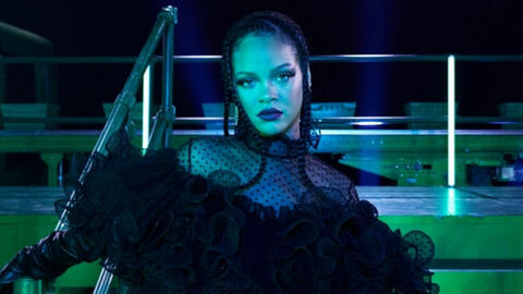 Rihanna, Taylor Swift lọt vào danh sách 'Phụ nữ tự lập giàu nhất nước Mỹ' của Forbes
