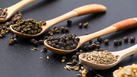 Giá tiêu quay đầu giảm