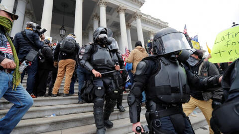 Hỗn loạn ở Quốc hội Mỹ và bạo lực trong 'ngày phán xét'