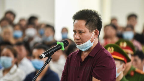 Chủ quán nướng bắt khách hàng quỳ gối xin lỗi bị tuyên phạt 12 tháng tù