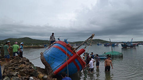 Bão số 6: Đảo Lý Sơn phải trữ lương thực cho 15 ngày
