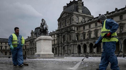 Phát hiện dấu vết virus Covid-19 trong hệ thống nước rửa đường của Paris