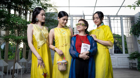 NTK Xuân Thu ra mắt bộ sưu tập "Tiếng xa" đón hè