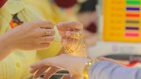 Giá vàng hôm nay tiếp tục tăng?