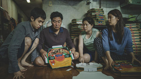 Phim "Ký sinh trùng" là bộ phim Hàn Quốc đầu tiên được đề cử Quả cầu vàng 2020