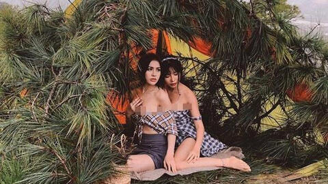 Di tích bị bôi bẩn bởi nạn chụp ảnh khoe thân