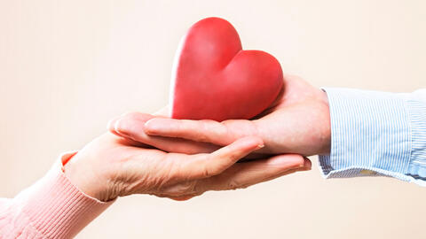 Bác sĩ tim mạch bật mí 5 thói quen 'cứu vớt' trái tim, phòng ngừa đau tim, đột quỵ hiệu quả