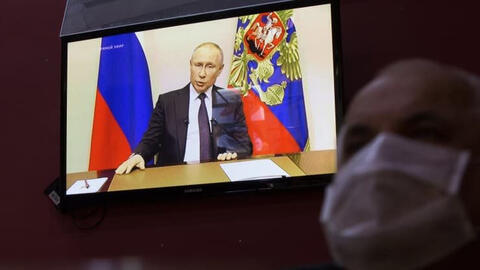 Ông Putin ra lệnh ngừng làm việc 1 tuần do số ca tử vong vì COVID-19 tăng kỷ lục