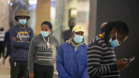 Những điều cần biết về 'siêu biến thể' omicron, nguy hiểm hơn chủng Delta