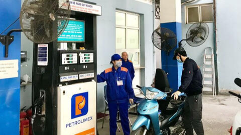 Giá xăng, dầu giữ nguyên trong kỳ điều chỉnh cuối năm