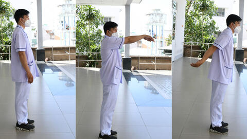 Bác sĩ hướng dẫn bài tập lấy lại sức khỏe cho F0