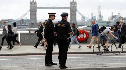 Anh công bố phong tỏa toàn quốc sau khi có 6.650 người nhiễm virus Covid-19