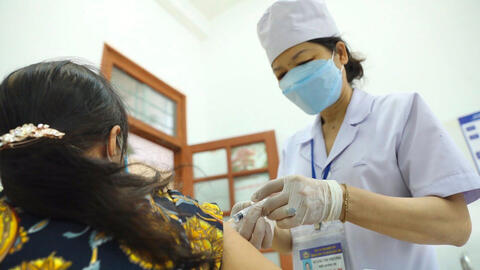 Bộ Y tế xem xét tiêm trộn vaccine Moderna với vaccine khác