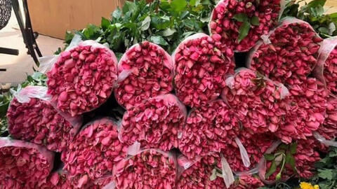 Giá các loại hoa tươi đang tăng mạnh sau khi nới giãn cách xã hội