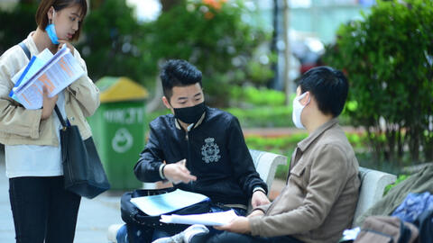 Nhập nhèm trong việc "Thông báo trúng tuyển” đại học khi chưa tốt nghiệp THPT