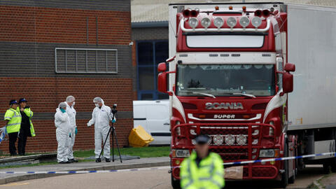 Toàn cảnh vụ 39 người trong xe tải ở Anh