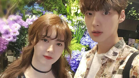 "Nàng Cỏ" Goo Hye Sun lại lên báo tố chồng