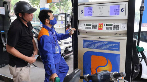 Chiều 28/5, giá xăng tăng gần 1.000 đồng/lít