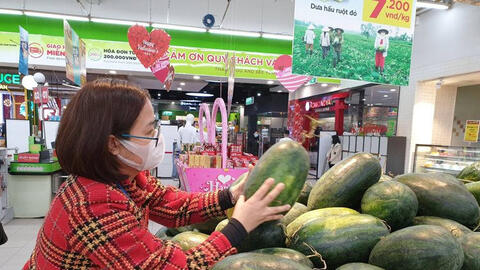 Giá dưa hấu bất ngờ tăng mạnh vào những ngày giáp Tết Nguyên đán