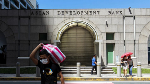 ADB: COVID-19 đe dọa mục tiêu phát triển của châu Á-Thái Bình Dương