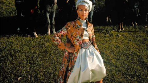 Một Afghanistan thời trang trong quá khứ: Khi váy ngắn đi cùng khăn trùm đầu