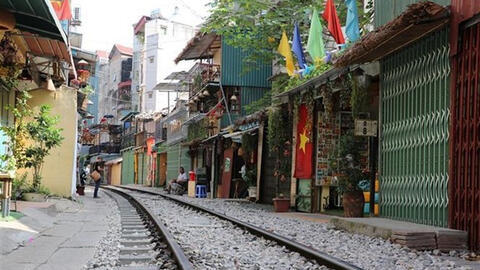 Người dân phố cà phê đường tàu viết đơn xin "kêu cứu'