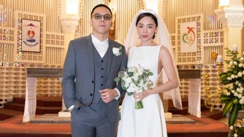 Sau 3 năm giấu kín, Tóc Tiên hé lộ ảnh xịn đám cưới trong nhà thờ tại Đà Lạt: Nhan sắc cô dâu "đỉnh chóp"!