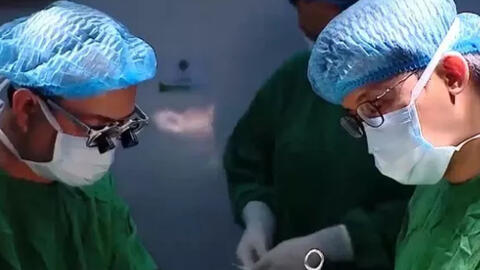 Thủ tướng gửi thư khen ekip loại bỏ thành công khối u lớn ở mặt cho bệnh nhân sau hơn 5 giờ phẫu thuật