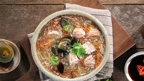 Món ngon mỗi ngày: Súp óc heo tóc tiên