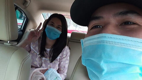 Hơn 60 tài xế taxi công nghệ tham gia nhóm phục vụ các bà bầu đi sinh trong tâm dịch