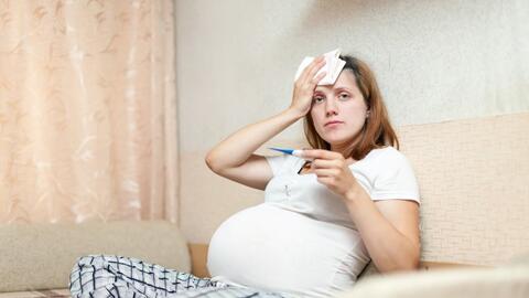 Corona có thể lây từ mẹ sang con không?