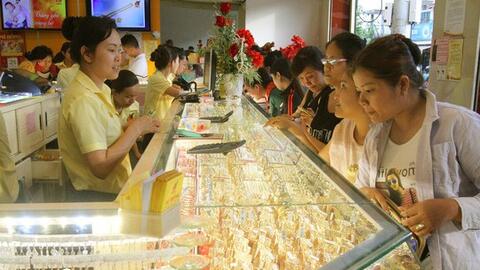 Vàng  SJC giảm 10.000 đồng/lượng