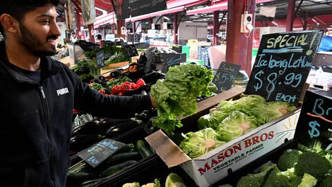 Khi Singapore không có cơm gà, Mc Donald không còn khoai tây chiên, tương ớt Siracha không còn ớt