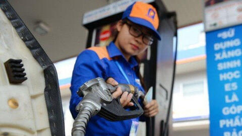 Giá xăng có thể tăng hơn 300 đồng/lít vào ngày mai 12/5