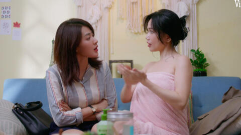 Phim Việt gắn mác 18+ của Nhã Phương vừa chiếu đã gây xôn xao vì quá "nóng"