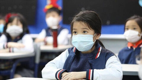 TP.HCM thí điểm cho học sinh lớp 1, 9 và 12 đi học trực tiếp từ ngày 13/12