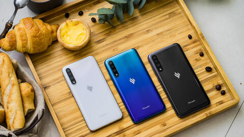 Vsmart Live "cháy hàng" sau khi tuyên bố giảm giá 50%