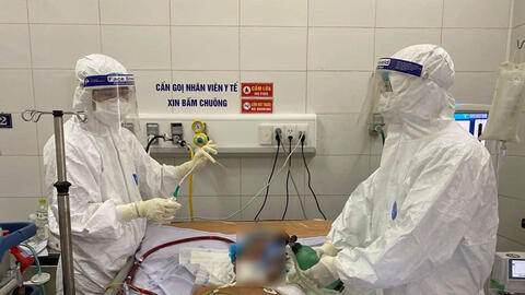 Nam nhân viên sân bay Vân Đồn mắc COVID-19 viêm phổi nặng