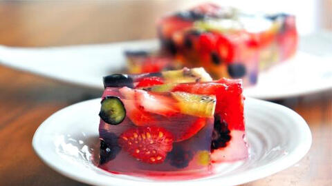 Vui miệng với thạch rau câu hoa quả