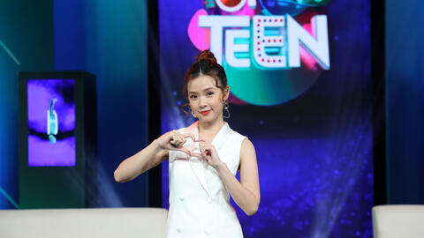 Midu từng tự kỷ vì gia đình kiểm soát quá nghiêm ngặt