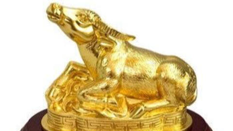 Tuổi Ất Sửu 1985 xuất hành Tết 2022 vào giờ nào, hướng nào tốt nhất?