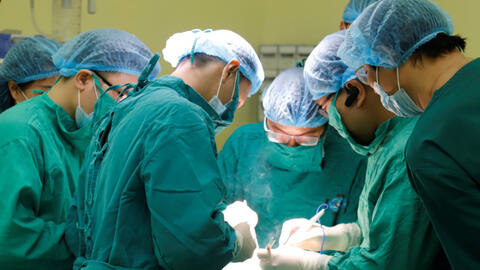 Bộ Y tế đề xuất điều chỉnh mức lương cơ bản, tăng phụ cấp nhân viên y tế tuyến cơ sở