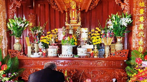 Văn khấn cúng Mùng 1 Tết Canh Tý 2020 chuẩn phong tục Việt Nam