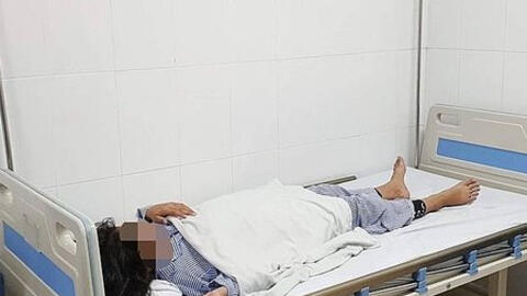 Một cô gái 15 tuổi bị mù mắt vì tiêm filler làm đẹp