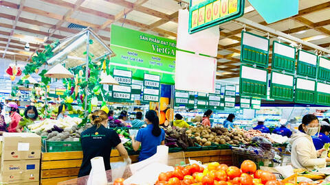 Siêu thị 'tung' nhiều chương trình ưu đãi, kích cầu tiêu dùng dịp cuối năm