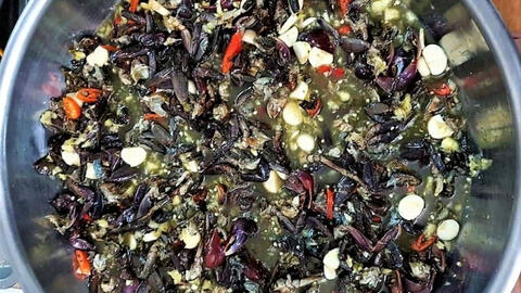 Món ngon di sản: Muối ba khía đất mũi Cà Mau