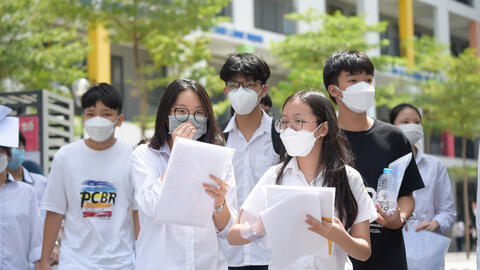 Đề thi Văn lớp 10 THPT “dễ thở”, thí sinh phấn khởi rời phòng thi